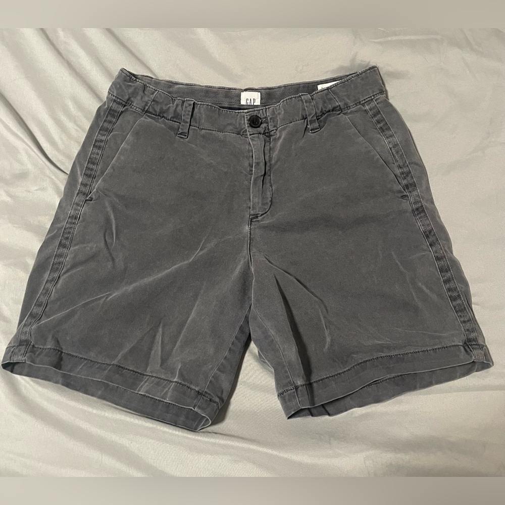 Gap girlfriend chino short